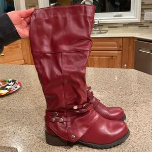 Womens size 9 Merlot boots
